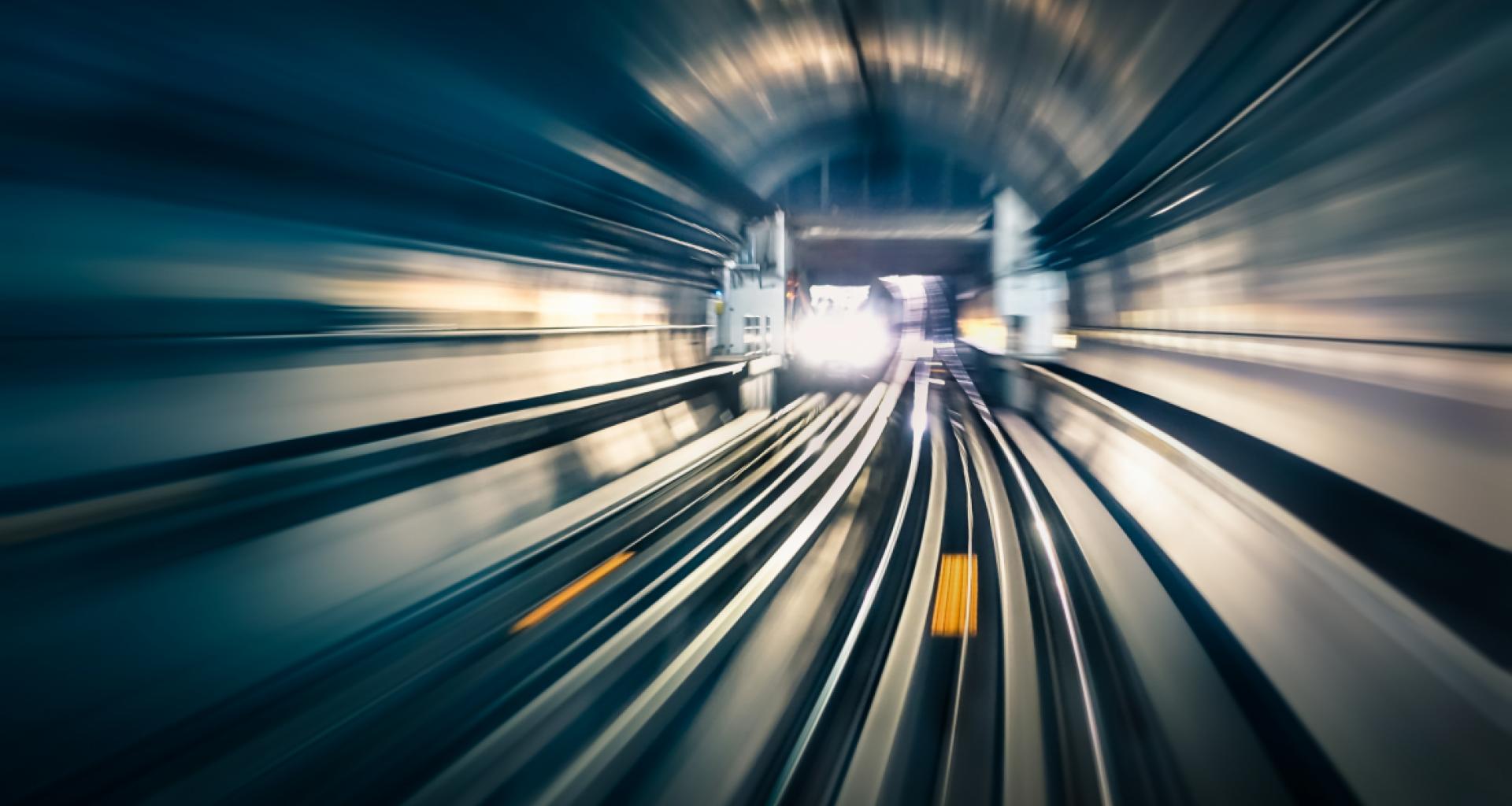 Uploaded Image: tunel de metro de madrid.jpg