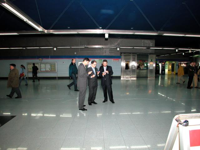 Uploaded Image: acto_colombia_wireless_10-11-03_007_peq.jpg