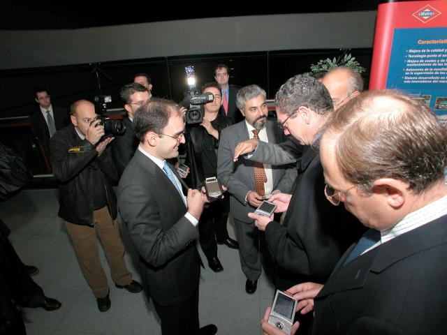 Uploaded Image: acto_colombia_wireless_10-11-03_015_peq.jpg